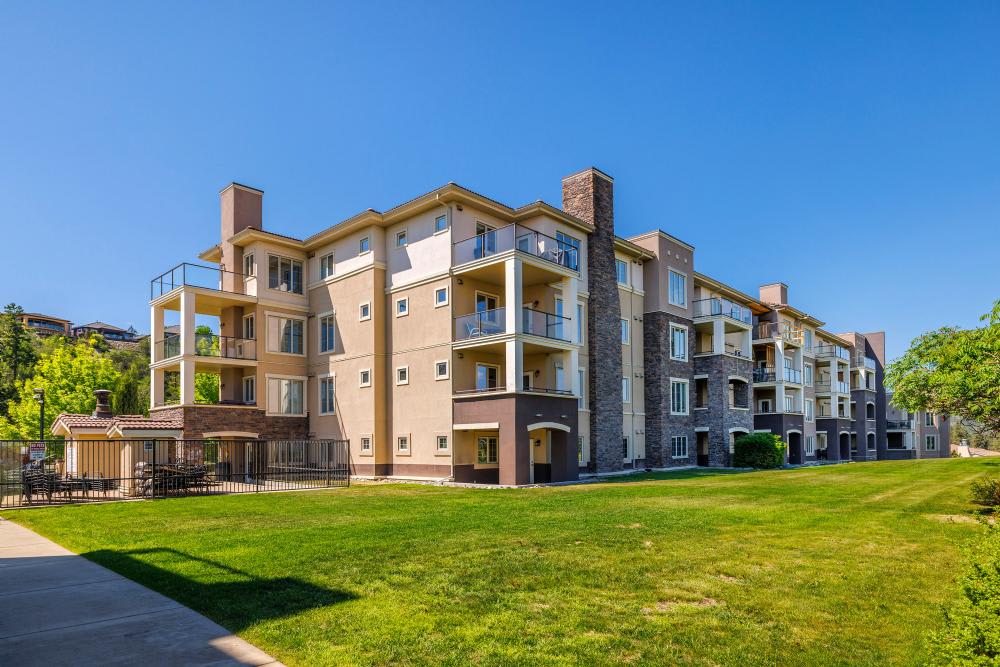 Peak Pointe | Kelowna Luxury Resort Living Main Image