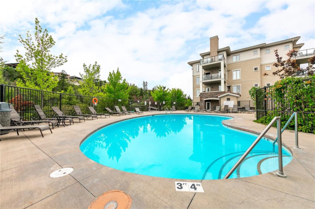 Pinnacle Pointe | Kelowna Luxury Resort Living Main Image