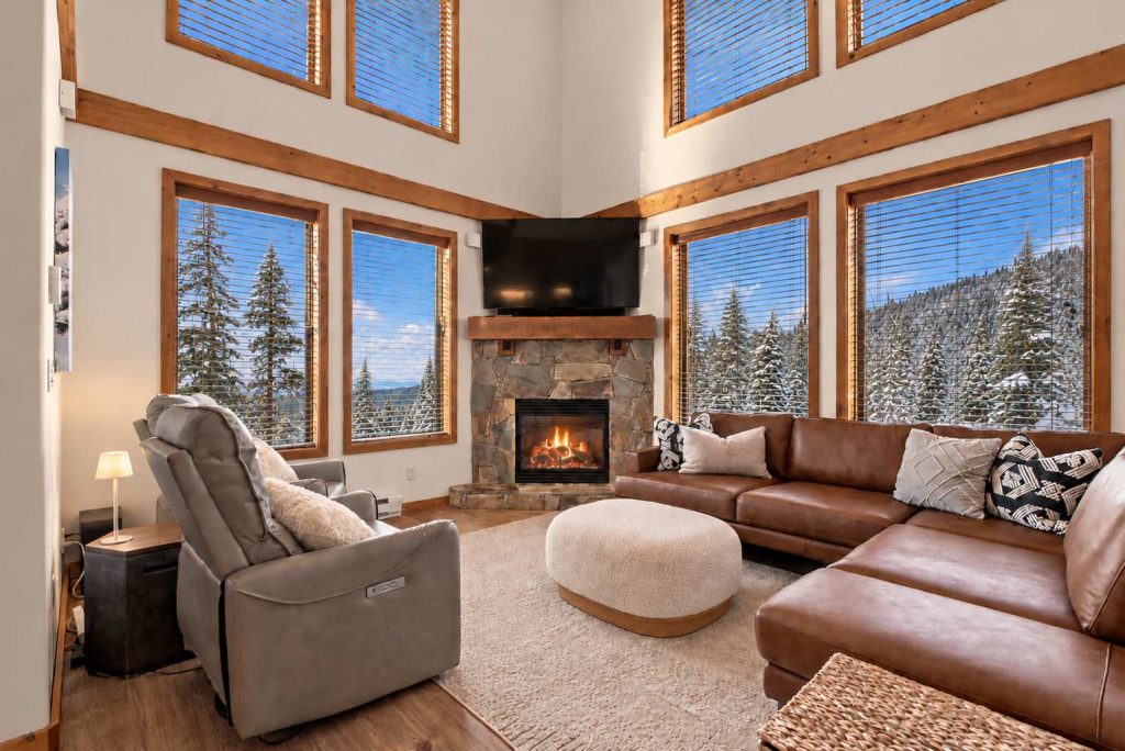 Perfection | TRUE Ski-In/Out on the Run + Hot Tub Main Image
